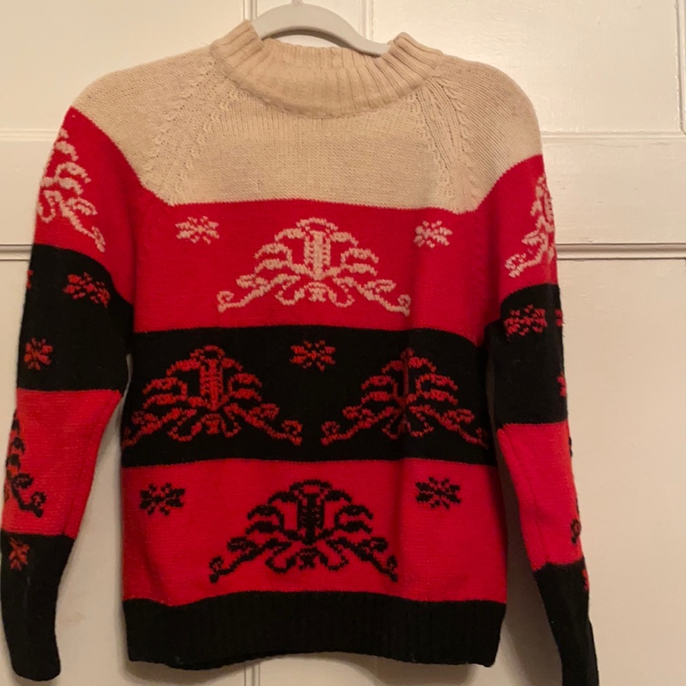 50% off sale Amazing all wool vintage women’s sweater size small petite brand…